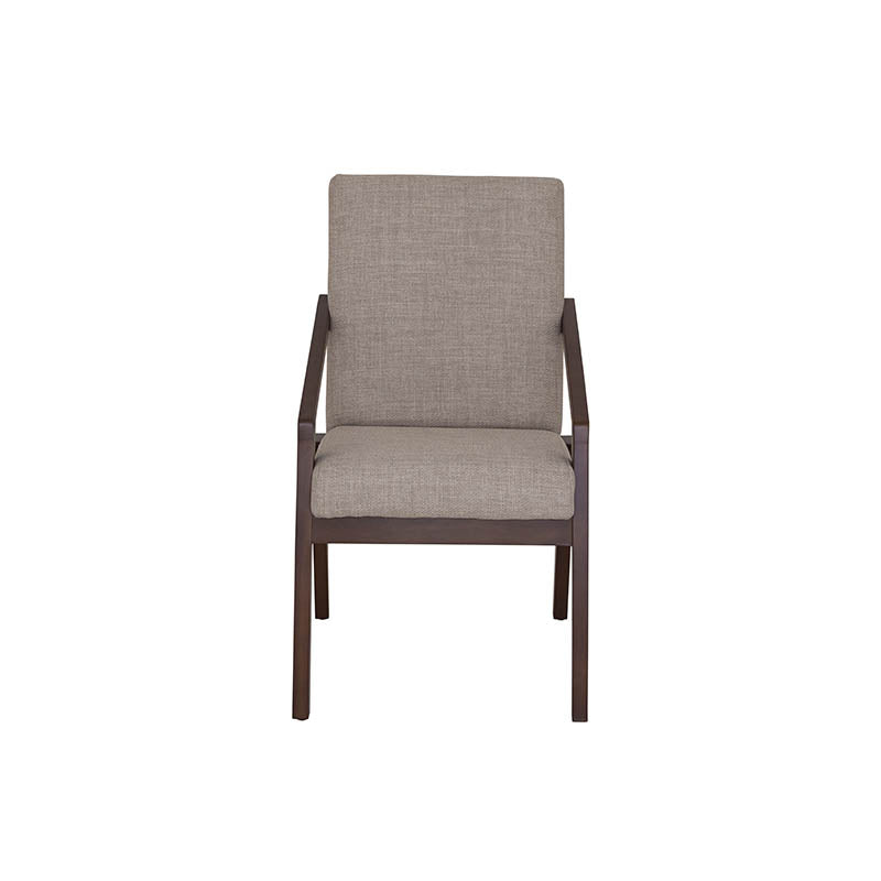 Silla de comedor Toledo deurope.com.mx con diseño elegante y estructura de madera en color natural.