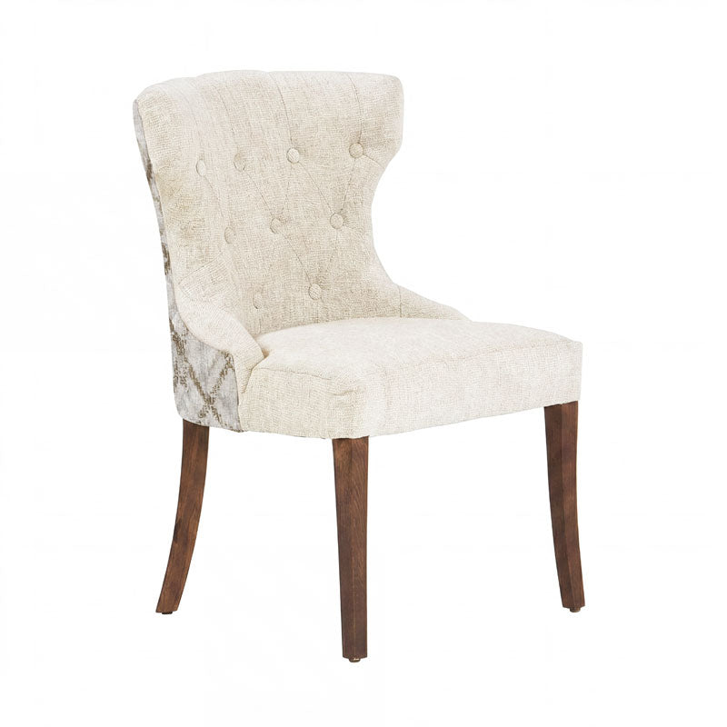 Sillón Tulip de Deurope, asiento y respaldo tapizados en color blanco, con patas de metal negro, estilo moderno y elegante.