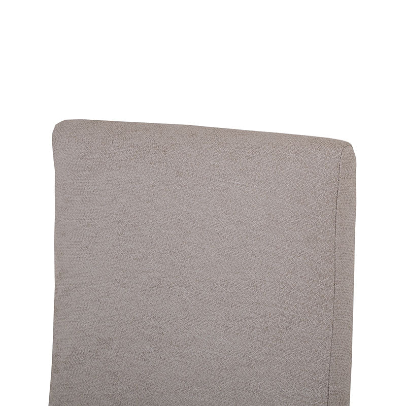 Silla de comedor Ikaro de Deurope.com.mx con estructura moderna y asiento acolchado en color neutro.
