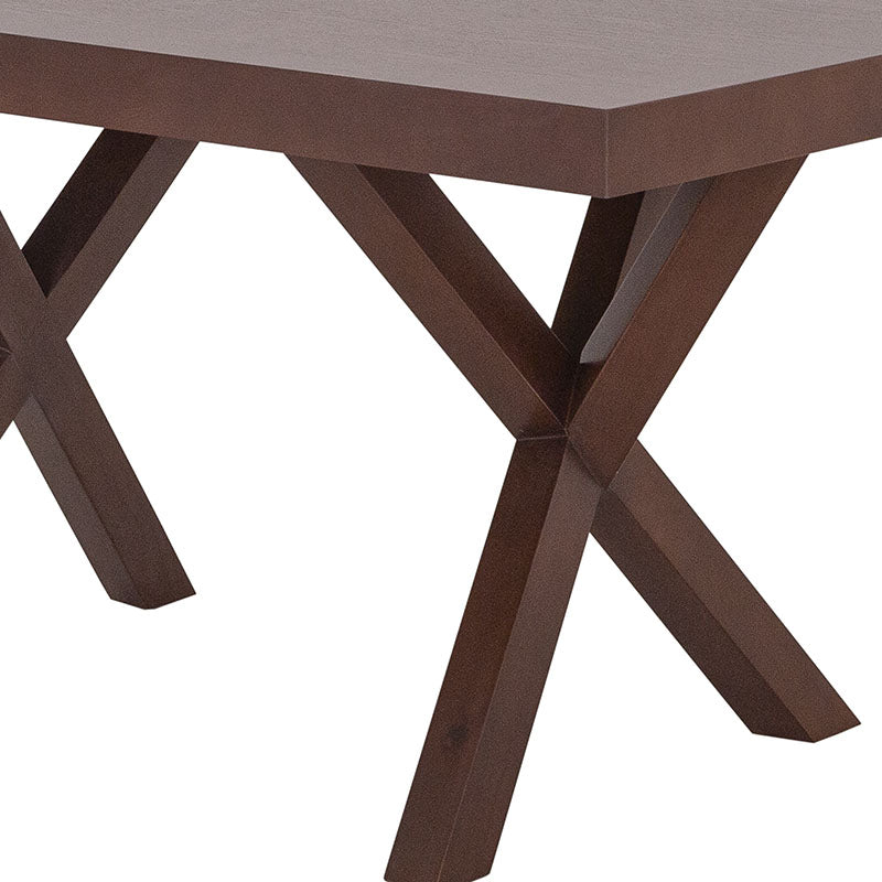 Mesa de comedor Ikaro de Deurope, con superficie de madera y patas robustas, en un ambiente moderno y elegante.