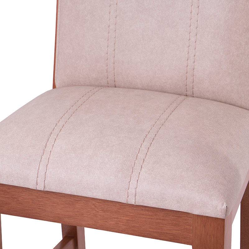 Juego de comedor Siena deurope con bancos de madera de encino y tapiz de leather touch, en color beige almendra.