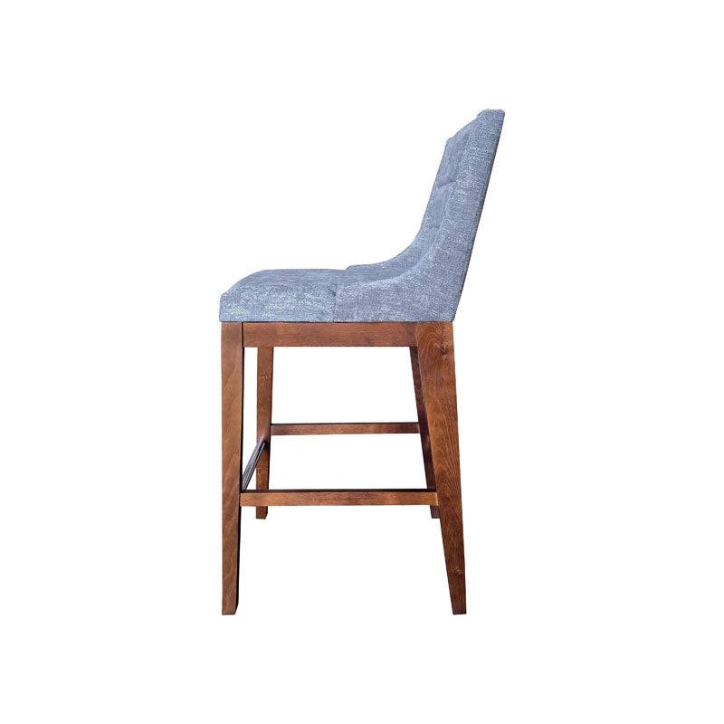 Banco para barra gris Bourbon de Deurope.com.mx, asiento acolchado y estructura resistente para uso en barras y cocinas.