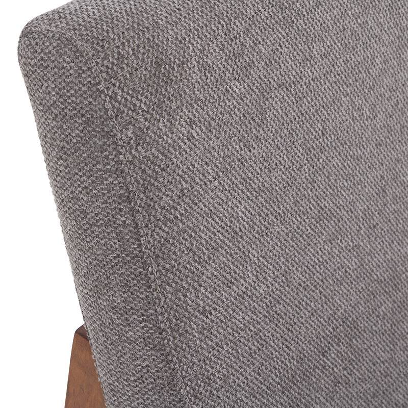 Juego de comedor Inglaterra de madera industrializada y tela en tonos tabaco y café, con bancos de 42 cm de altura.