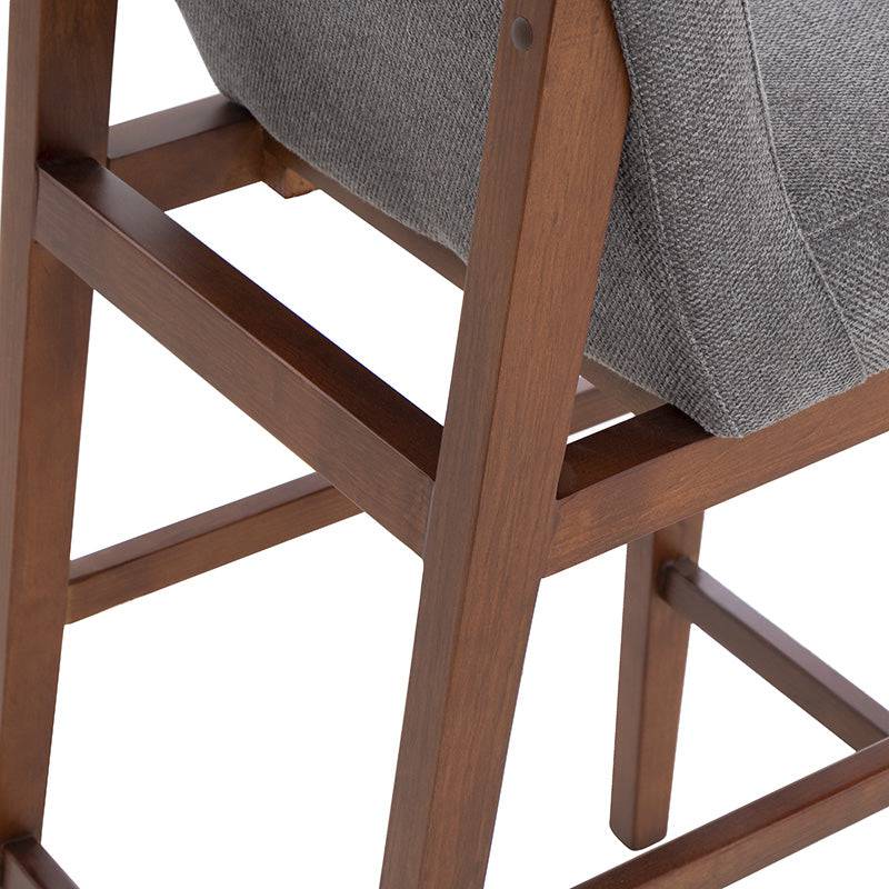 Juego de comedor Inglaterra de madera industrial y tela, incluye bancos con acabado en tabaco y café, de estilo moderno y elegante.