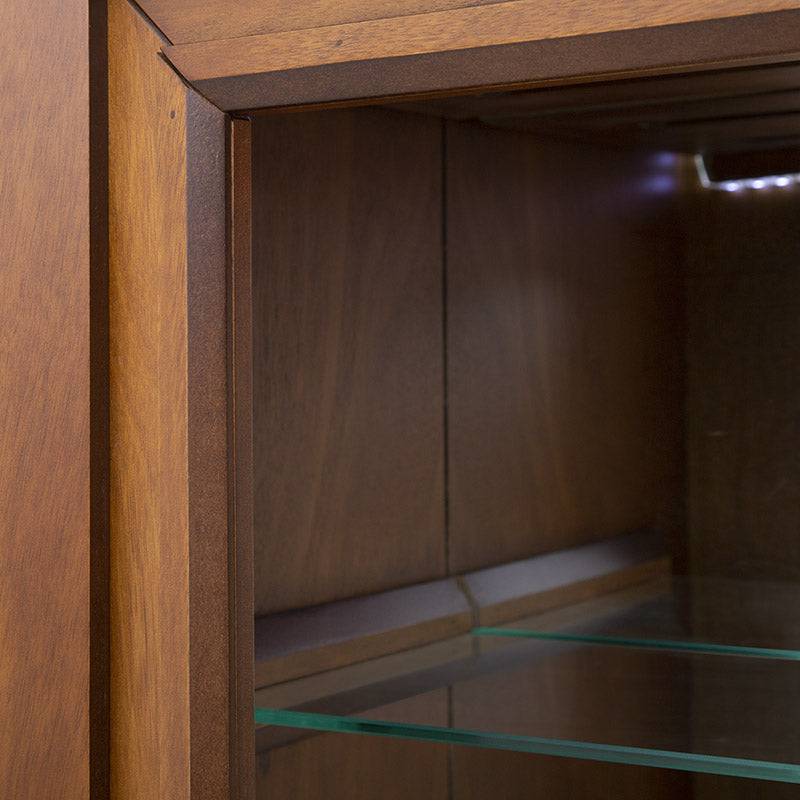 Juego de comedor Quetzal deurope.com.mx con mesa de madera de chapa de okume, 190 cm de largo y 120 cm de alto, en color tabaco.