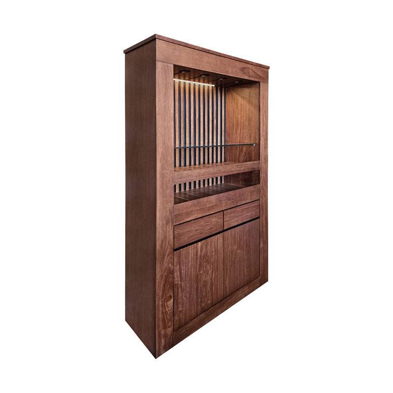 Contrabarra de madera bourbon para bar, diseñada por deurope.com.mx, con acabado en tonos cálidos y detalles elegantes