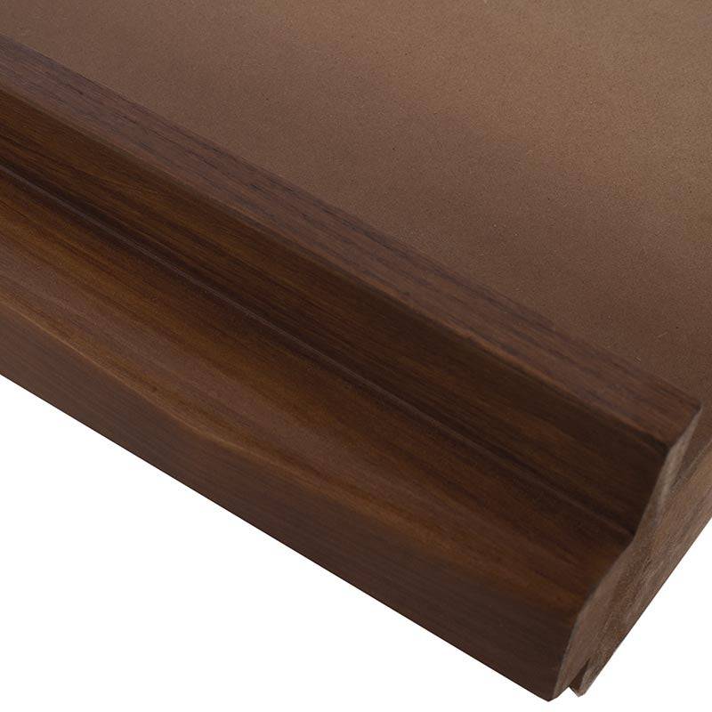 Base de cama Palta de madera en acabado nogal, vista frontal, con dimensiones de 232 cm de ancho, 30 cm de alto y 110 cm de fondo