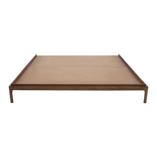 Base de cama Palta de color nogal, con estructura sólida y superficie de 232 cm de ancho, ideal para dormitorios modernos.