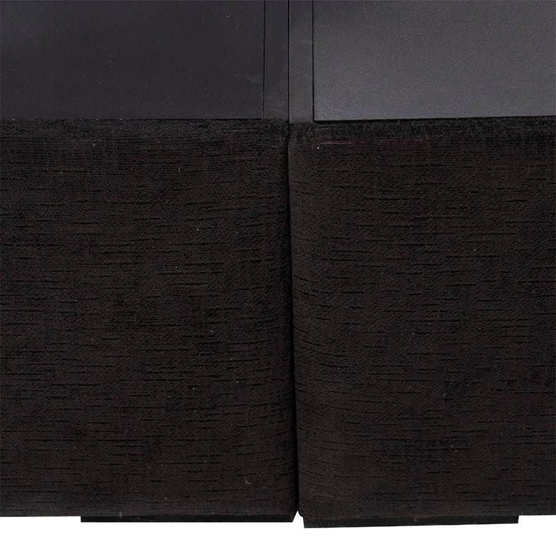Base de cama Lazy de couleur negra, con estructura de madera de pino y tapizado de tela, de aproximadamente 190 cm de largo.