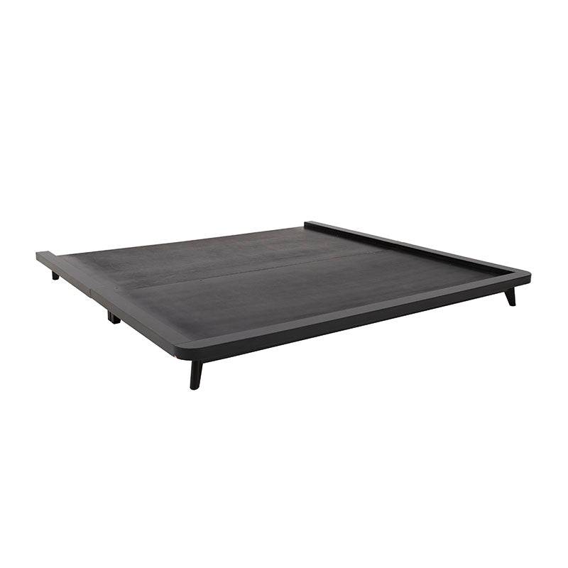 Base de cama Jess de madera industrial negra de pino, con diseño moderno y tamaño de 146 cm de frente, 25 cm de alto y 198 cm de fondo.