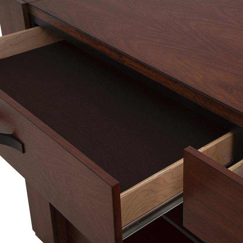 Juego de comedor con buffet Quetzal de madera de pino en acabado café, con diseño elegante y dimensiones de 171x80x40 cm.