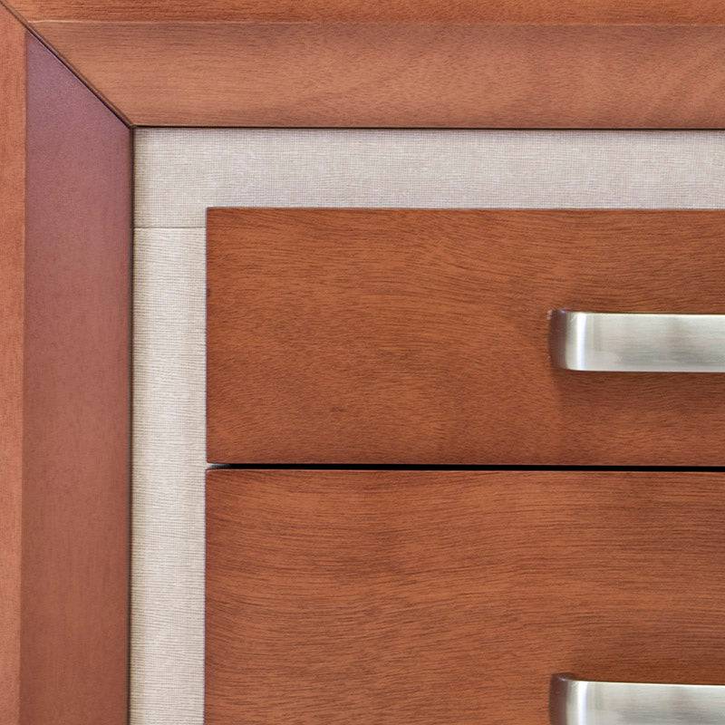 Buro Siena de madera en color café almendra con franja leather touch, 70x70x45 cm, de estilo moderno y elegante.