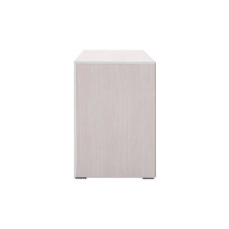 Buró Picasso de Deurope en color gris claro de madera industrializada, con superficie plana y patas robustas.