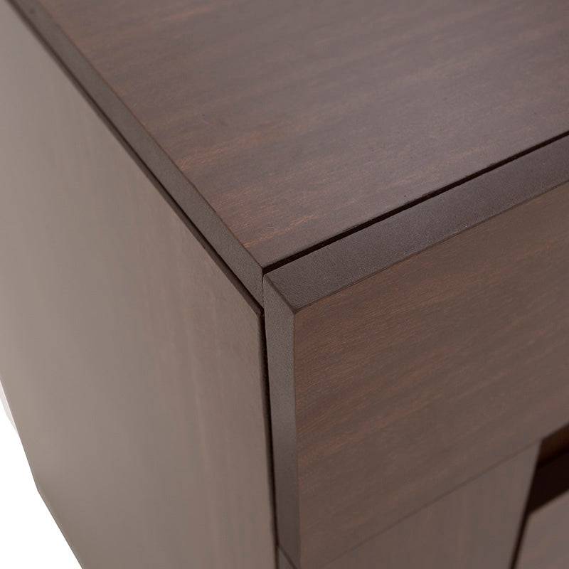 Buro de recámara Boston deurope.com.mx en madera oscura con estilo industrial, frente de 60 cm, alto de 70 cm y fondo de 46 cm.