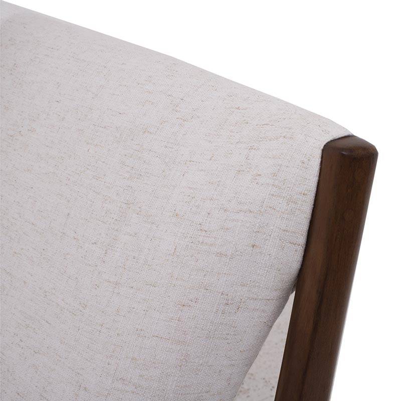 Cabecera Palta de Deurope en color nogal beige, con diseño moderno, visible desde el frente en madera y detalles elegantes.