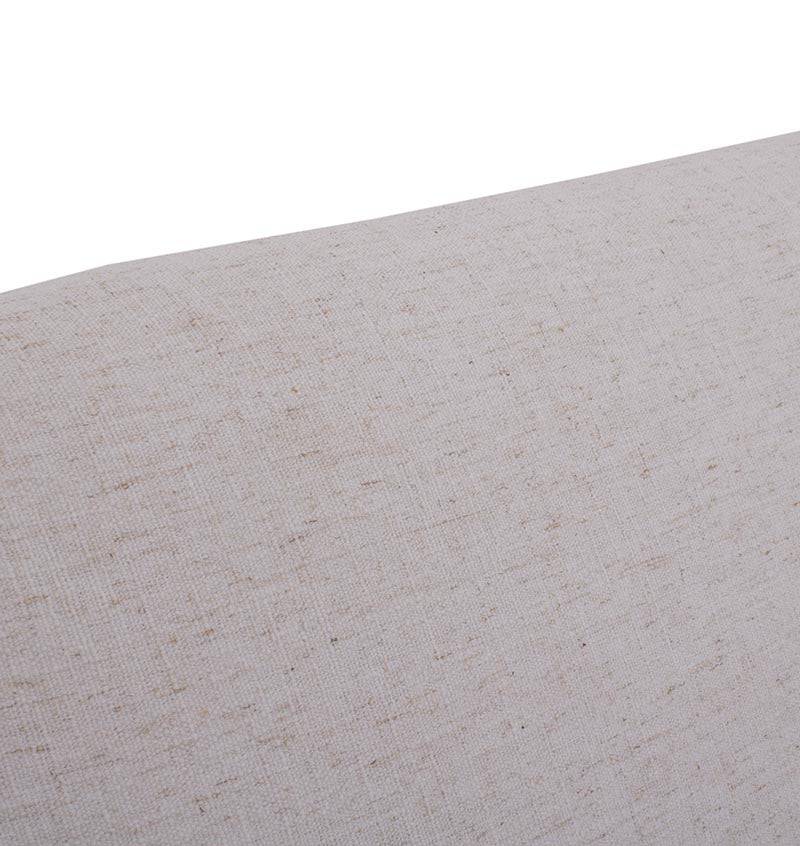Cabecera de madera color nogal beige de aproximadamente 232 cm de ancho y 110 cm de alto, diseñada por deurope.com.mx.