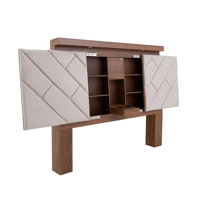 Cabecera de recámara Alejandria de Deurope en madera industrializada, tapizada en tela beige, con dimensiones 200x166x20 cm.
