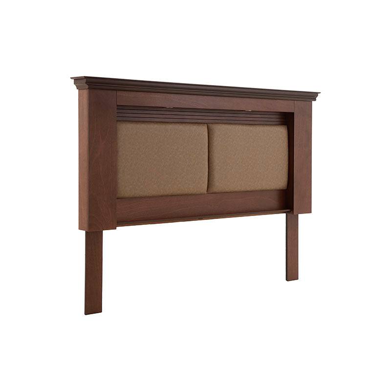 Cabecera Perth de madera industrializada con chapa de okumé, en tonos tabaco, mide 211 cm de ancho y 148 cm de alto.