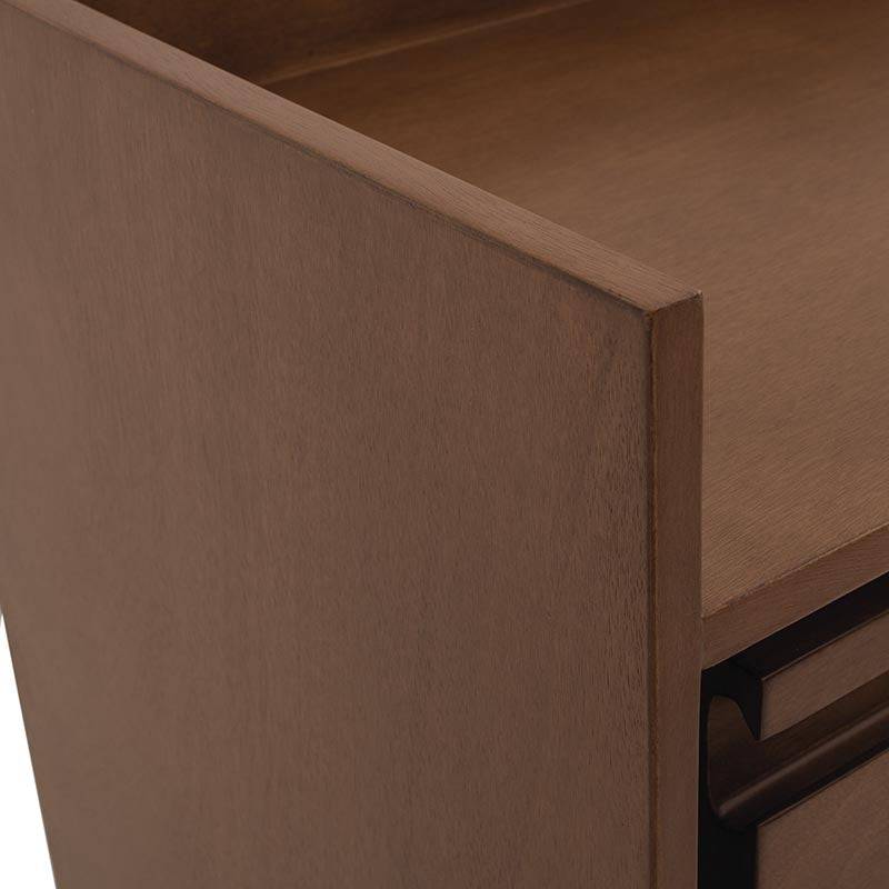 Cajonera de color palta natural de 80 cm de ancho y 120 cm de alto, con 3 cajones en MDF en la imagen.