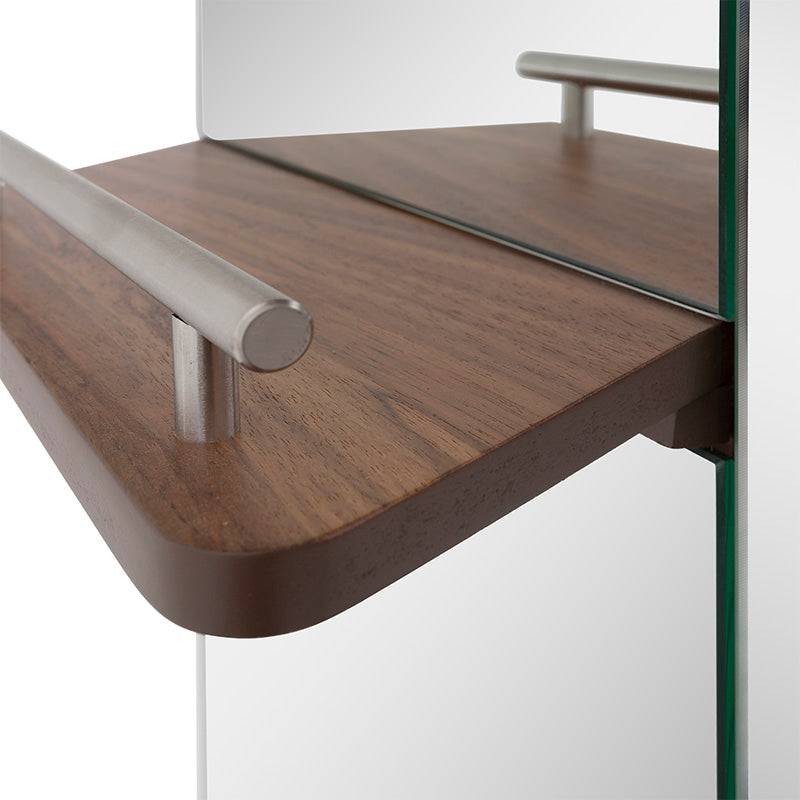 Cantina Garibaldi de Deurope en madera industrializada con chapa de tzalam, frente de 60 cm, altura de 184 cm, fondo de 86 cm