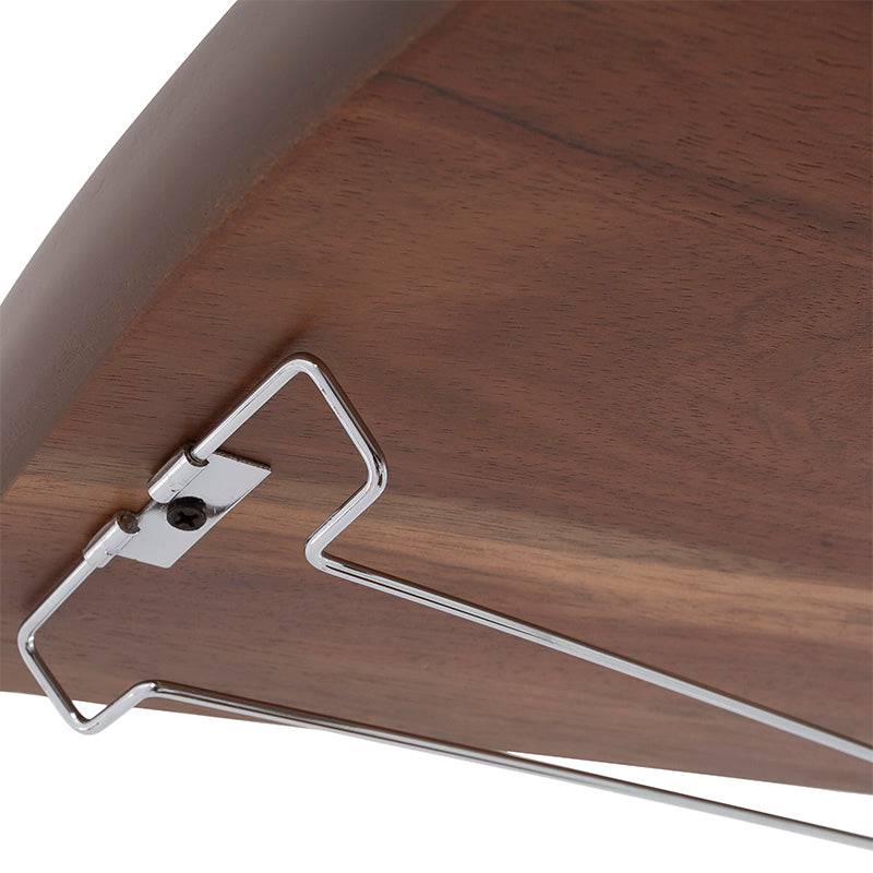 Cantina Garibaldi de Deurope, mueble de madera industrializada con chapa de tzalam, frente de 60 cm y altura de 184 cm.