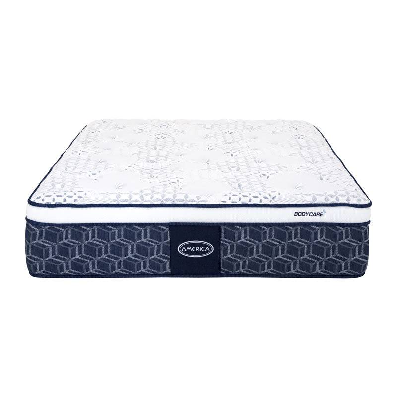 Juego de colchón y box de tamaño queen, marca Forte, en color blanco, con superficie suave y estructura resistente.