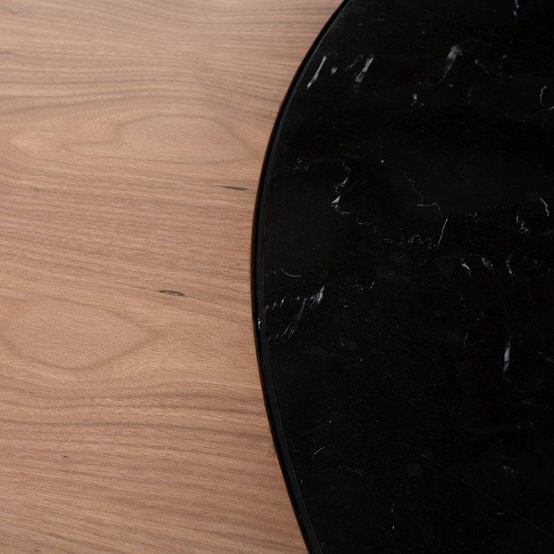 Juego de comedor Quetzal 7 piezas en madera de pino y nogal, con mesa de 180 cm de ancho y estructura industrializada.