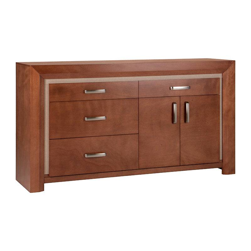 Comoda Siena de 5 piezas en madera de banak y encino, en color café almendra con acabado leather touch, en habitación moderna.