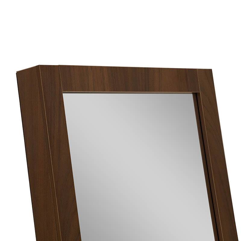 Espejo de pie Mariota de Deurope.com.mx con marco elegante y superficie reflectante, estilo moderno para decoración de interiores.