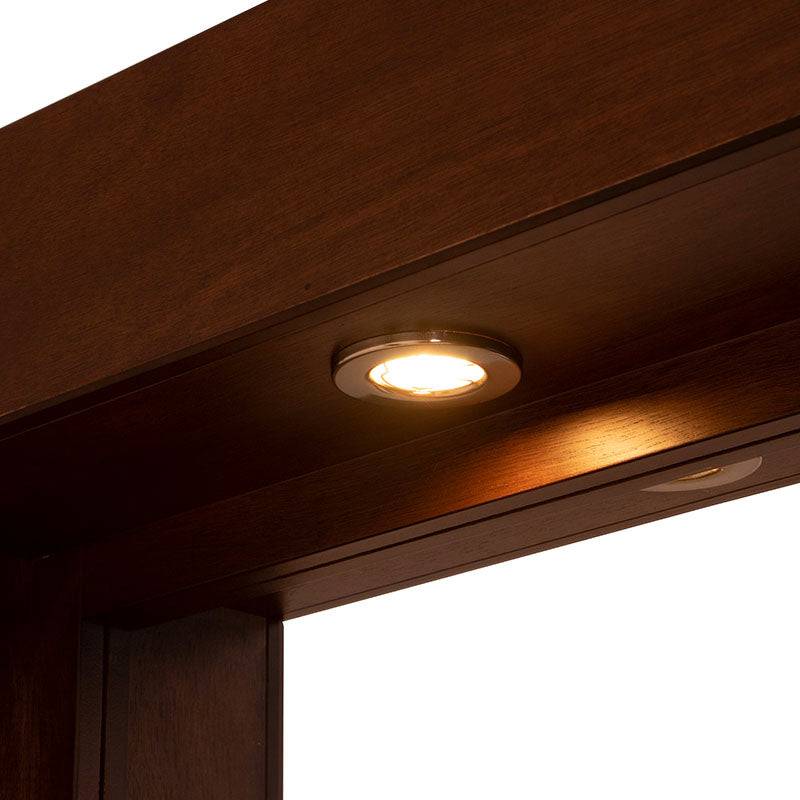 Espejo de pie con alhajero Noruega, chapa de okumé, en habitación moderna con diseño elegante y funcional.