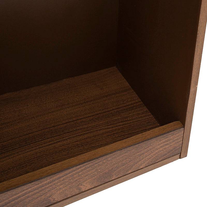 Espejo de pie Alejandria con marco de madera industrializada, luz integrada, frente de 70 cm, altura de 177 cm, fondo de 39 cm.