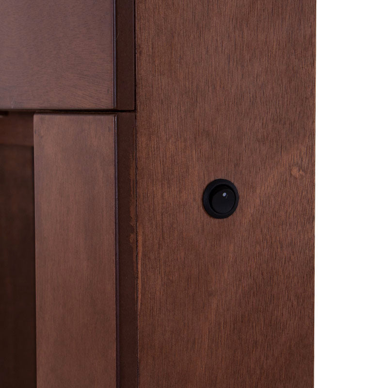 Espejo empotrado de madera de okumé en diseño mandarina, de 90 cm de ancho y 110 cm de alto, para juego de recámara México.