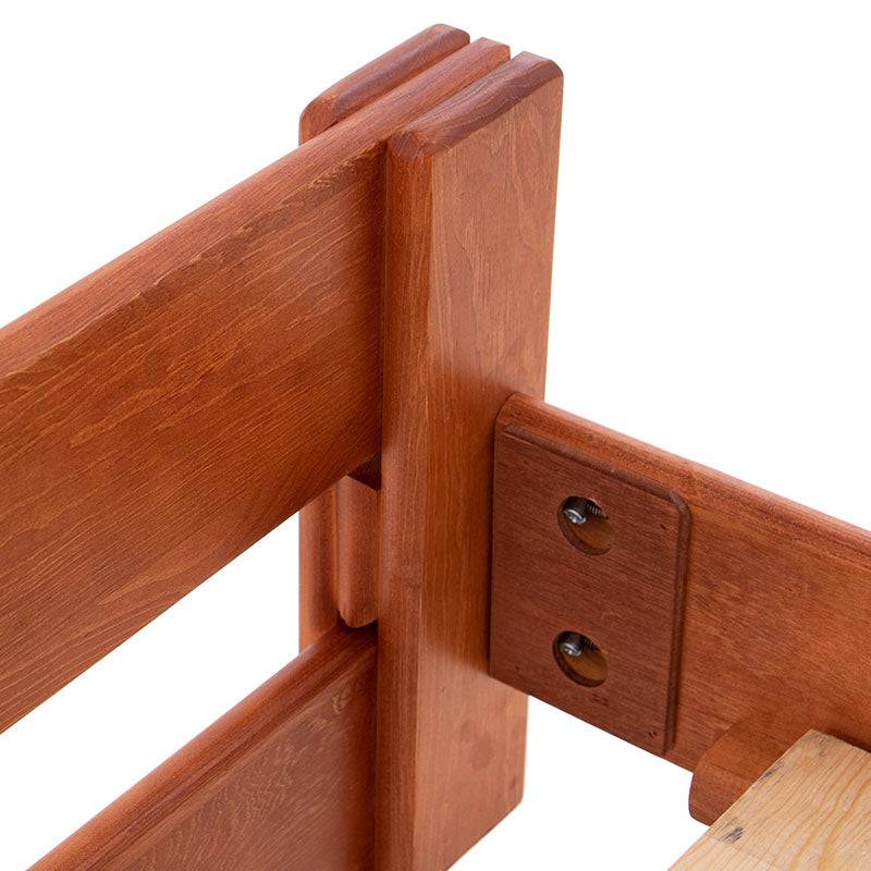 Cama Baja Texas de madera de pino con acabado nogal, estructura de madera industrializada, frente de 105 cm de alto.