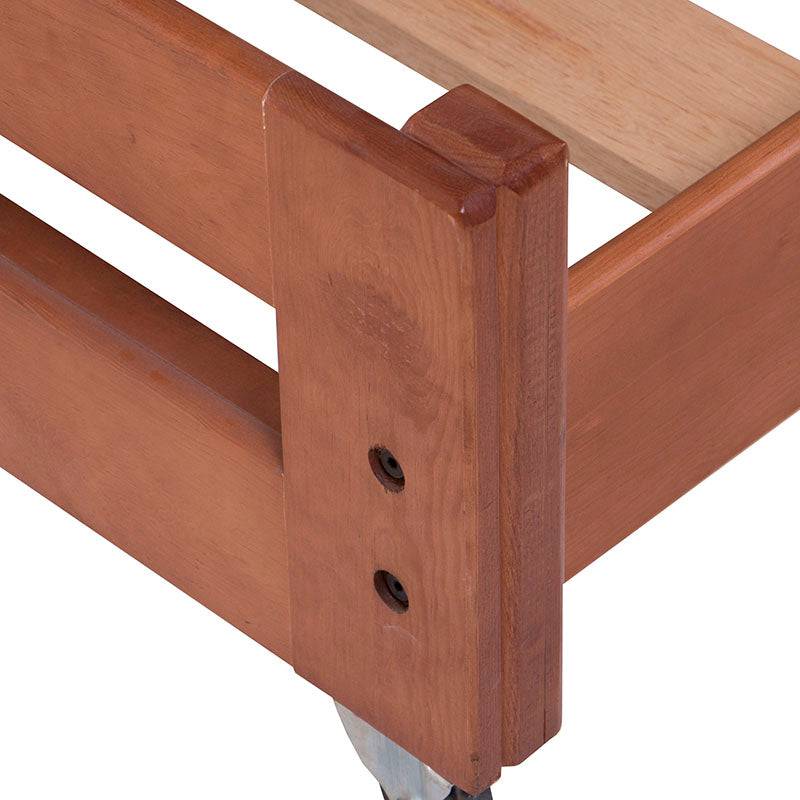 Cama doble Texas de madera de pino con acabado nogal, estructura robusta y diseño elegante en dormitorio moderno.