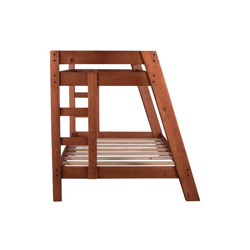 Litera Family de madera de pino y nogal, con estructura industrializada, de 204 cm de alto, 162 cm de alto y 160 cm de fondo.