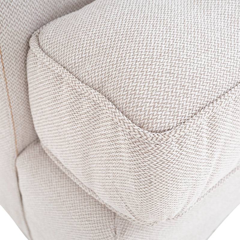 Juego de sala Tamayo deurope.com.mx con dos piezas en tela beige claro, sofá loveseat con respaldo y asientos cómodos.