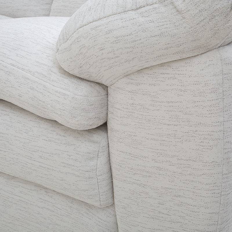 Sofá de sala Chloe de 2 piezas en tela marfil deurope.com.mx, con asiento y respaldo cómodos, tamaño 150x90x96 cm.