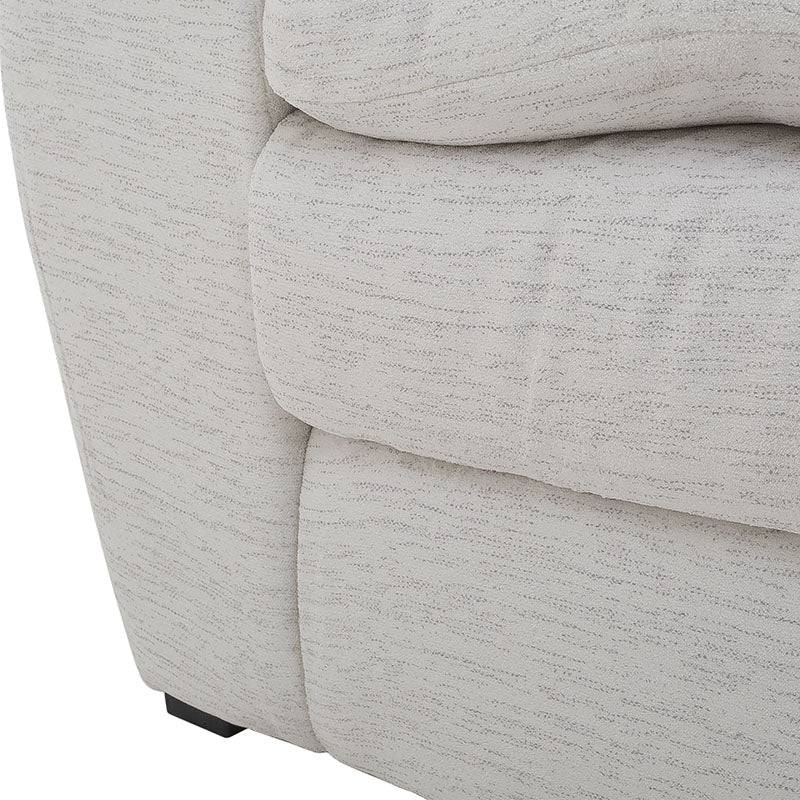 Sofa de sala Chloe deupeurope.com.mx en tela marfil, con asiento y respaldo acolchados, tamaño 150x90x96 cm.