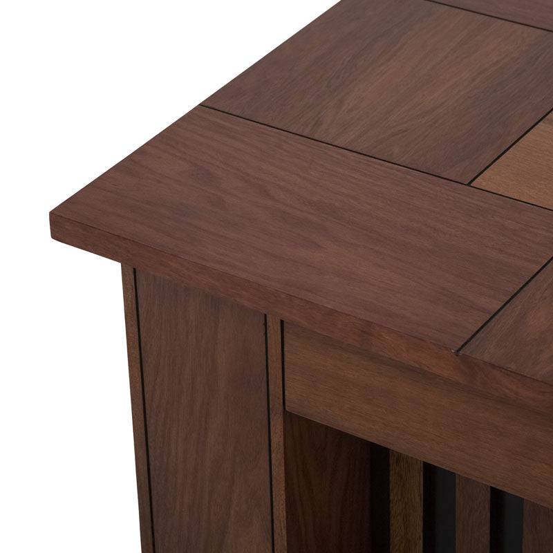 Mesa de centro Bourbon de deurope.com.mx, tabla de madera y estructura robusta para sala de estar.