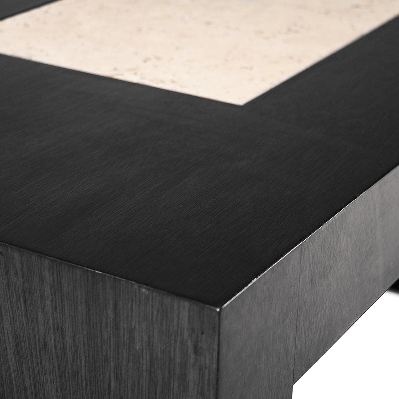 Mesa de centro Tamayo de madera con chapa de caoba y placa de mármol, frente de 120 cm, alto 45 cm y fondo 60 cm.
