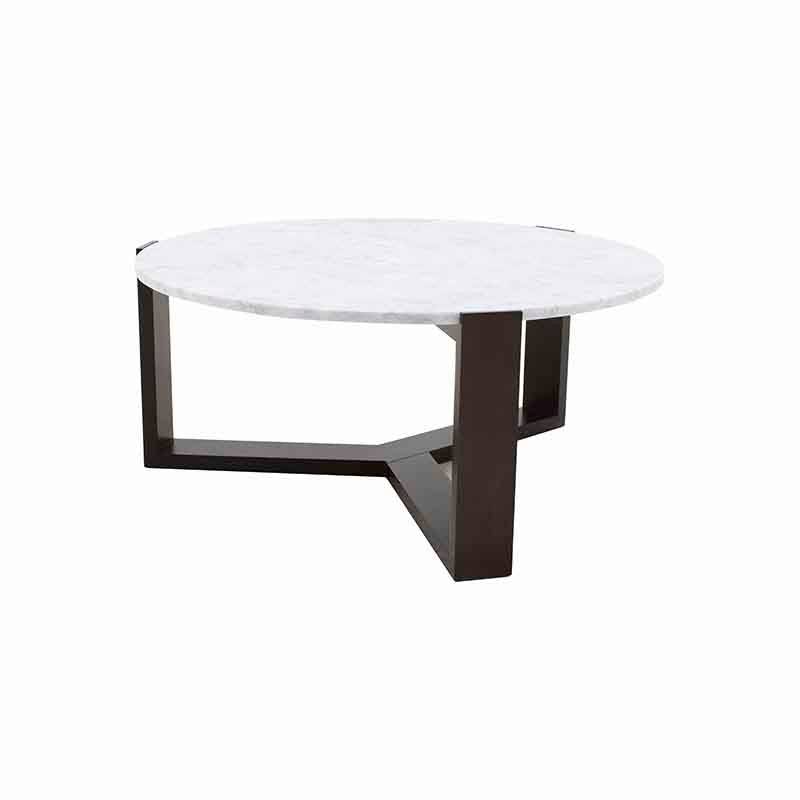Mesa de centro Plati de Deurope, en acabado wengué con chapa de nogal y cubierta de mármol veneciano, diámetro 100 cm y altura 45 cm.