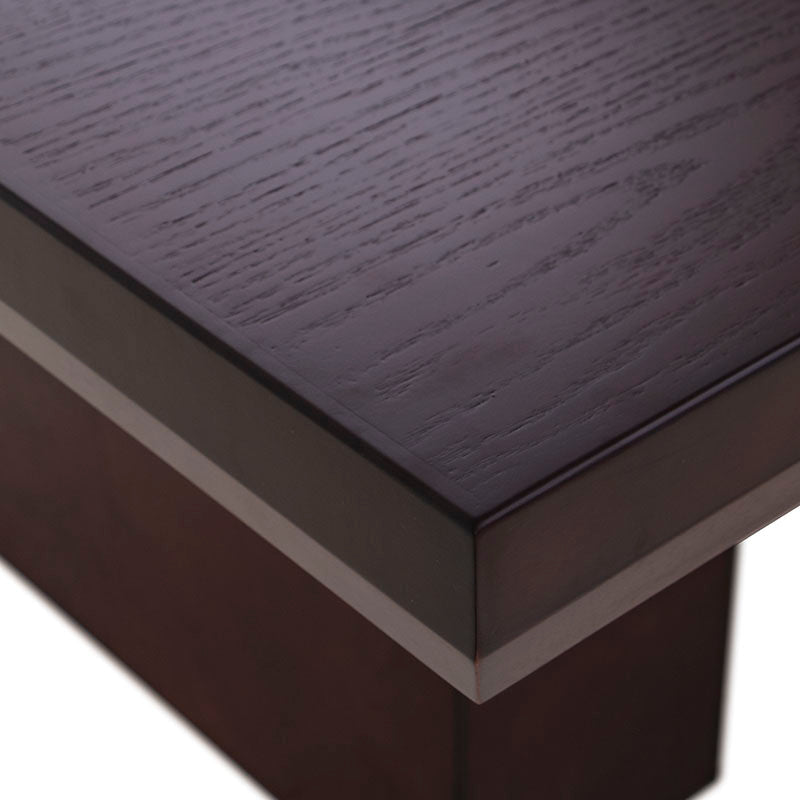 Juego de comedor Siena de madera en color café almendra, con mesa rectangular y 8 sillas, para 9 piezas.