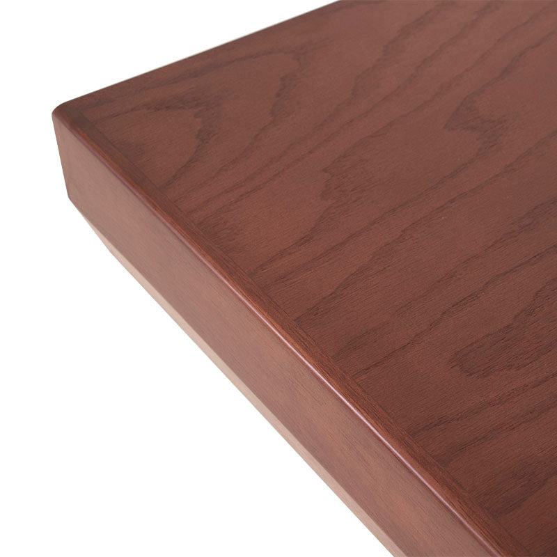 Mesa de comedor Siena de 9 piezas en madera color café almendra, vista frontal, dimensiones 150x75x150 cm.