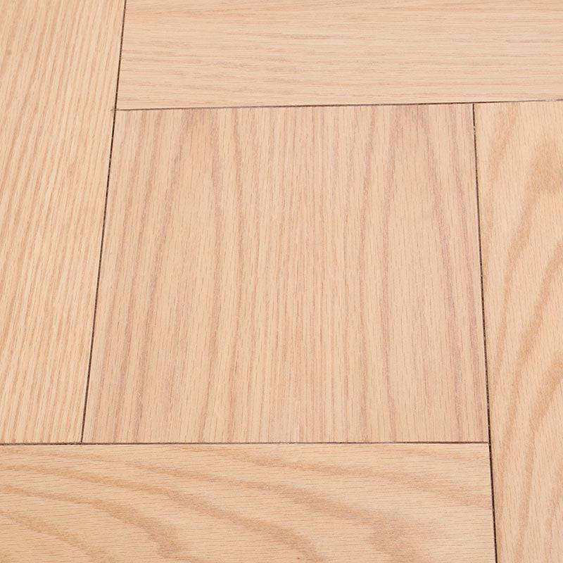 Mesa lateral Ripol de madera enchapada en enino con acabado gris ash oscuro, dimensiones 60x55x60 cm, estilo industrial.