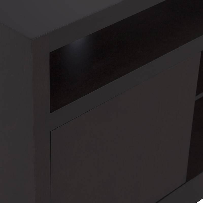 Mueble para TV Tamayo de madera de caoba en acabado tabaco, 160 cm de ancho, 70 cm de alto y 30 cm de fondo.