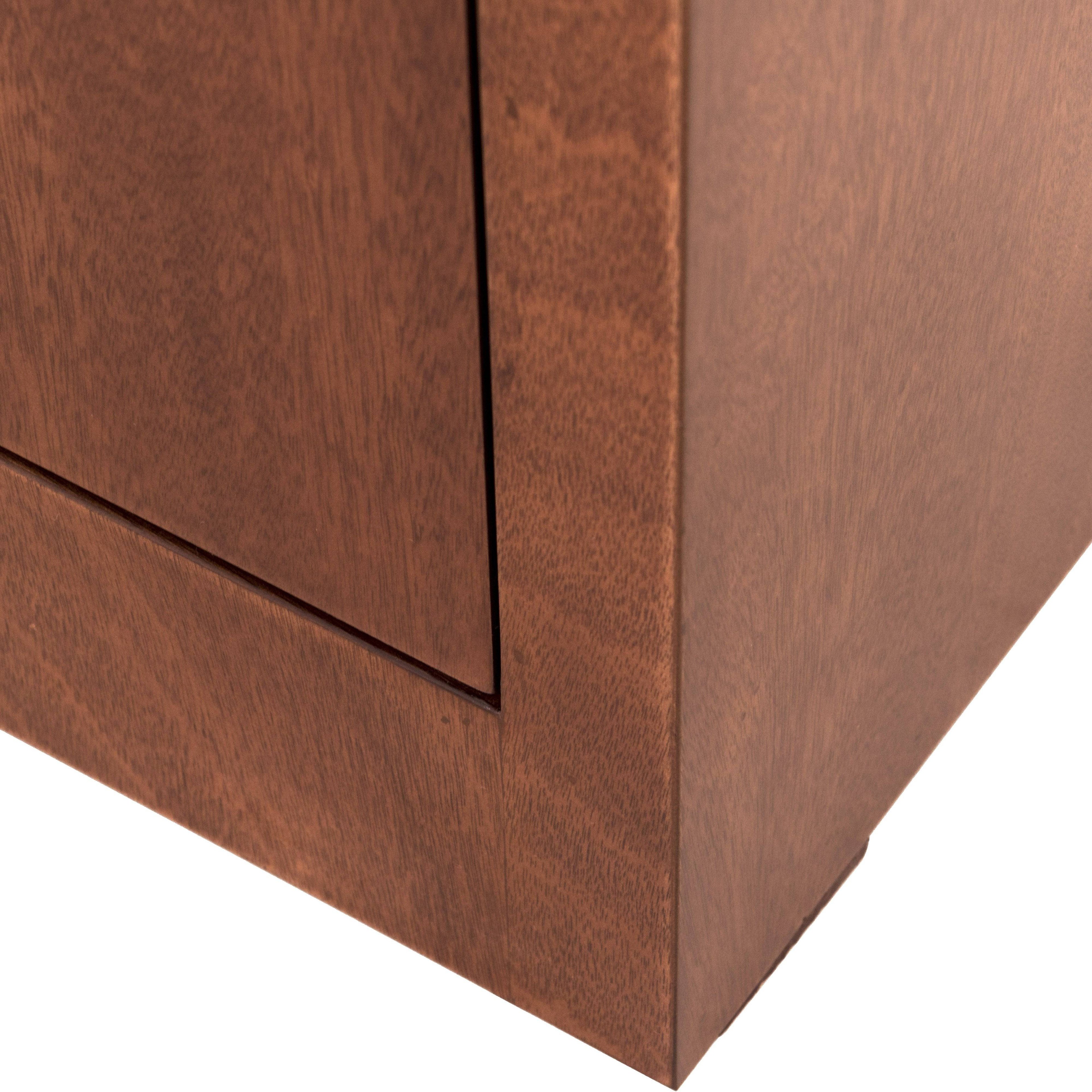 Mueble para TV Tamayo de madera de caoba en tono tabaco, con espacio para televisor y almacenamiento, mide 160x70x30 cm.