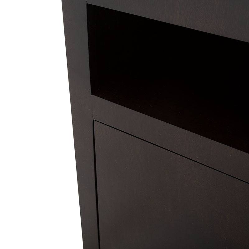 Mueble para TV Tamayo de madera de caoba en acabado wengué, con dimensiones 120x70x30 cm, frente elegante y moderno.