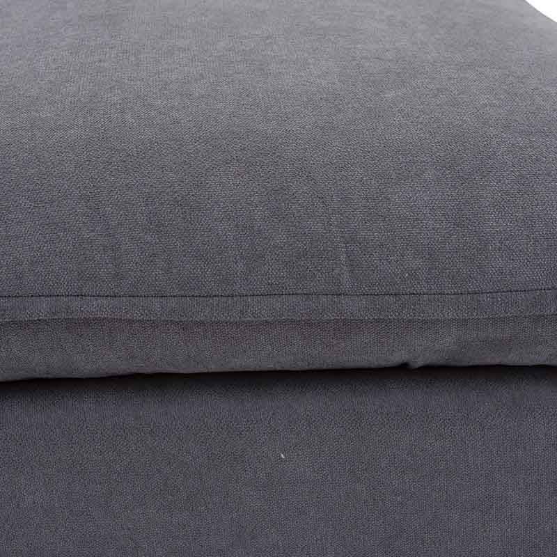 Otomán Calm de color gris oscuro en tela tejida, con dimensiones de 130 cm de alto, 47 cm de frente y 67 cm de fondo.