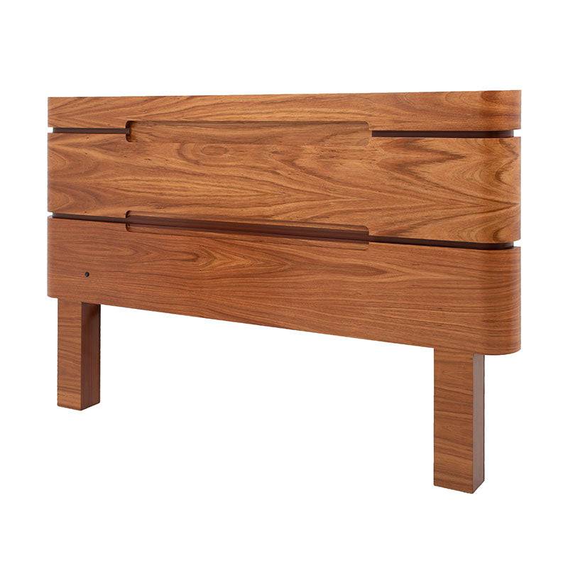 Juego de recámara Arezzo de 3 piezas, ropa de cama y almohadas, en tonos neutros, estilo elegante y moderno.