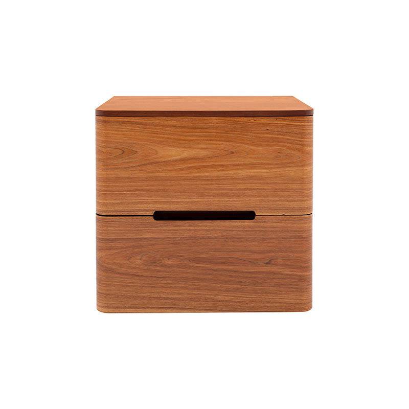 Juego de recámara Arezzo de 3 piezas de deurope.com.mx, conjunto completo con cama, mesitas y cabecera en diseño moderno.